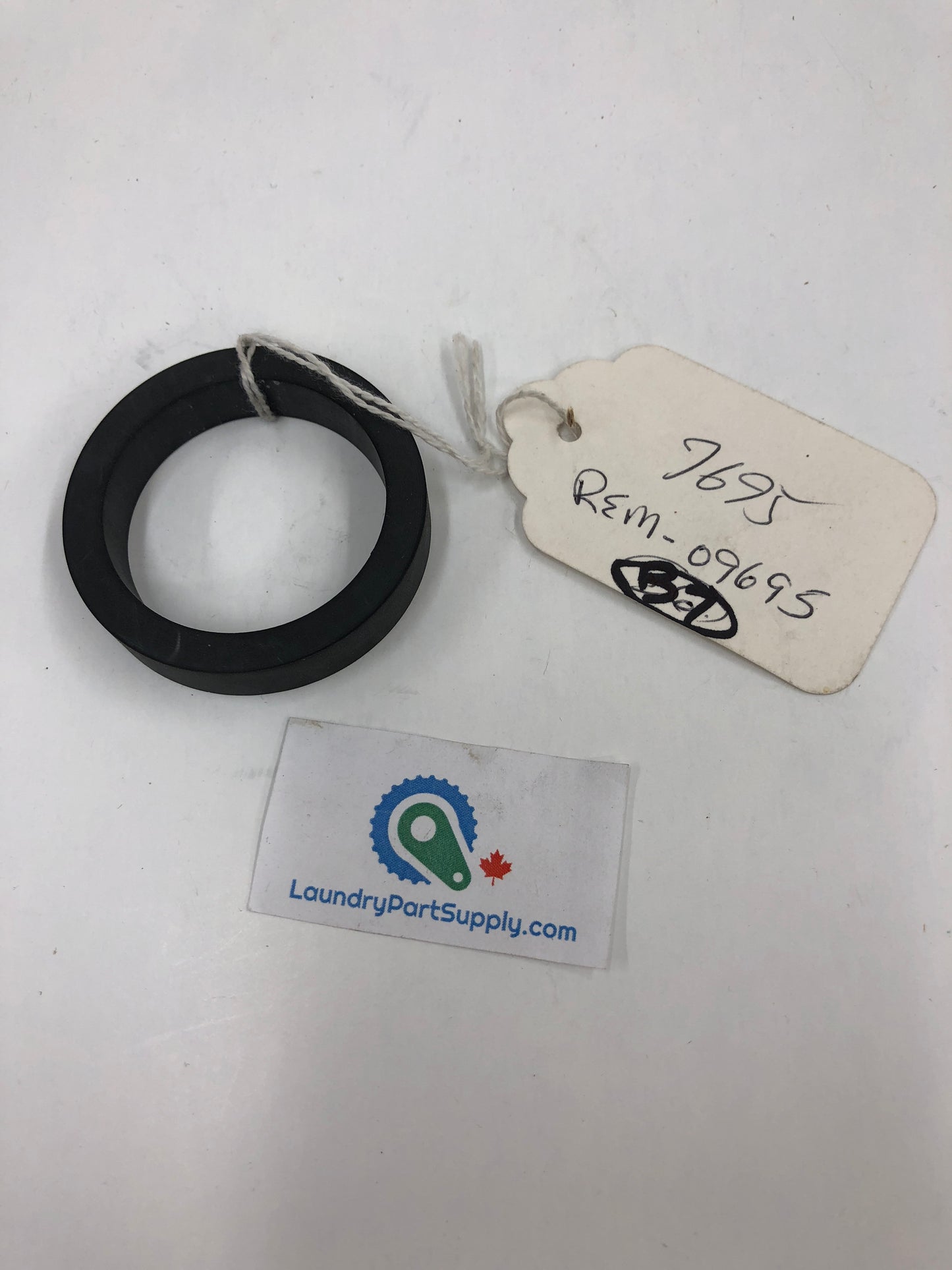 SUCTION SLEEVE